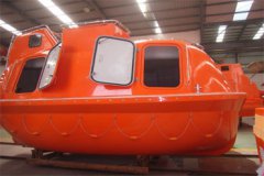 Customized lifeboat 