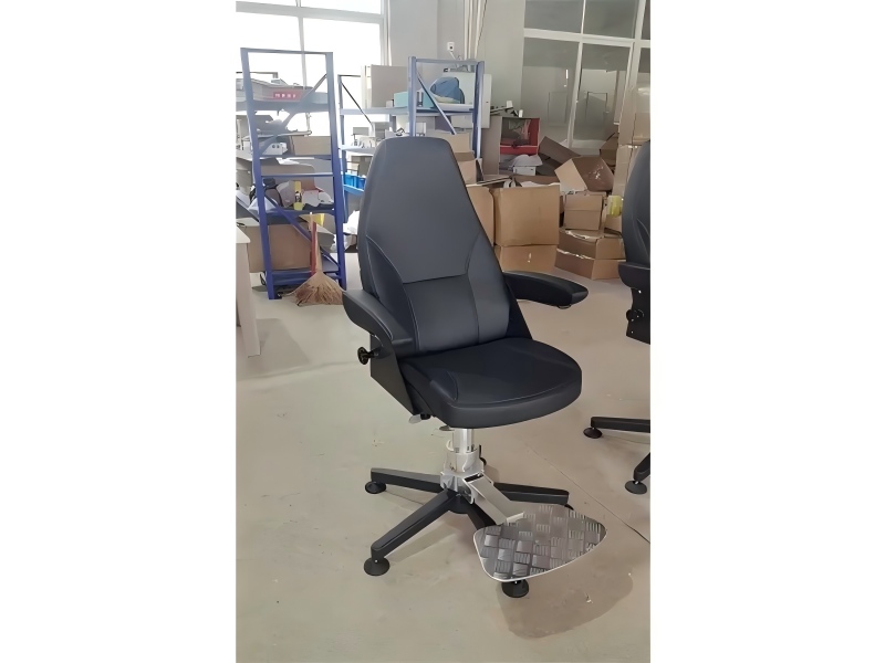 /uploads/image/2026/08/19/how-to-choose-a-marine-pilot-chair-for-ship-bridges-and-wheelhouses.jpg how-to-choose-a-marine-pilot-chair-for-ship-bridges-and-wheelhouses.jpg